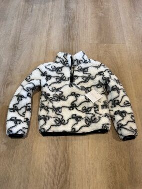 NWT btween White and Black Swirl Sherpa Pullover